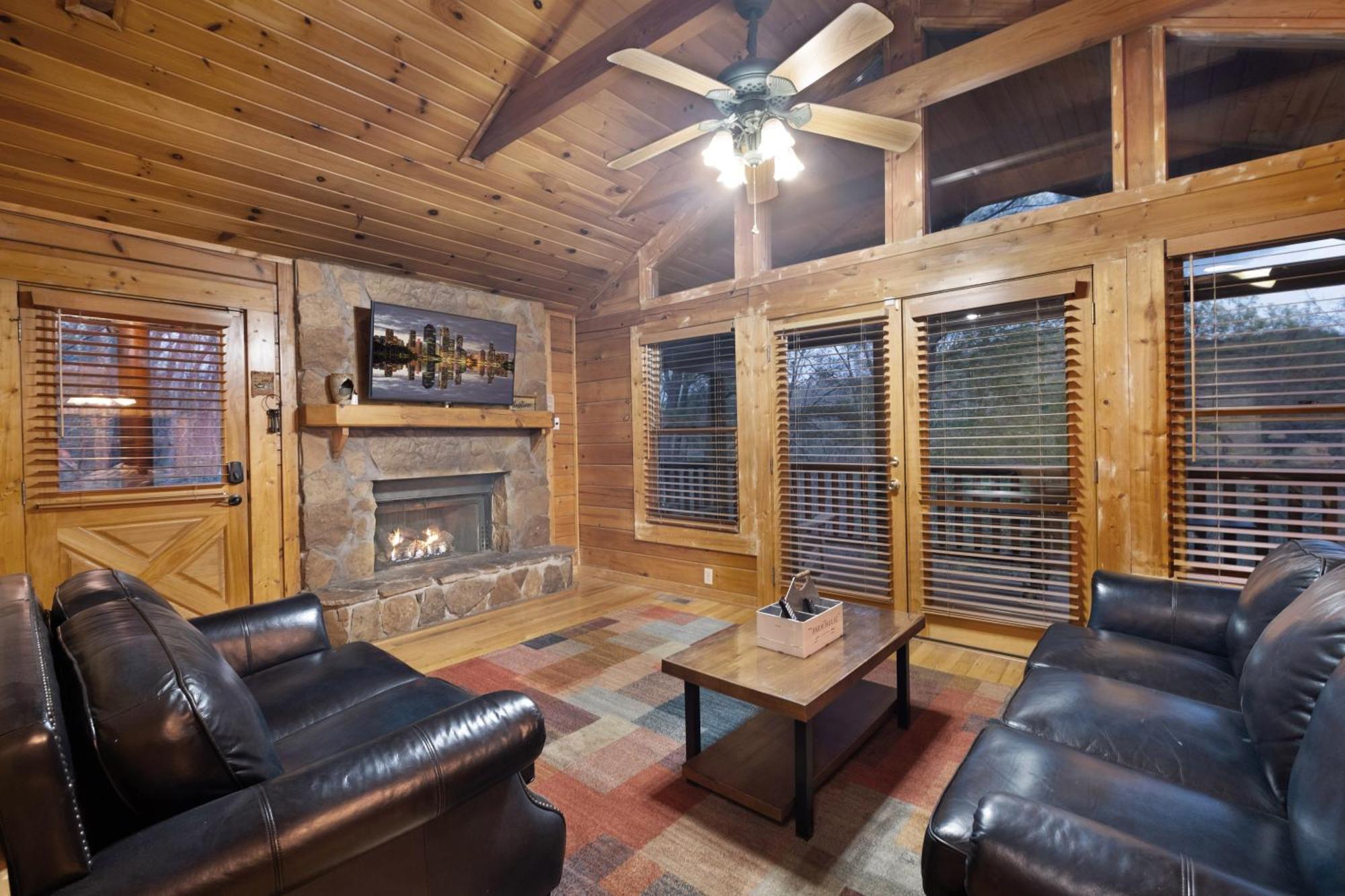 סביירוויל Private Smoky Mountain Luxury Log Home With 2 Fireplaces, Hot Tub & Community Pool מראה חיצוני תמונה