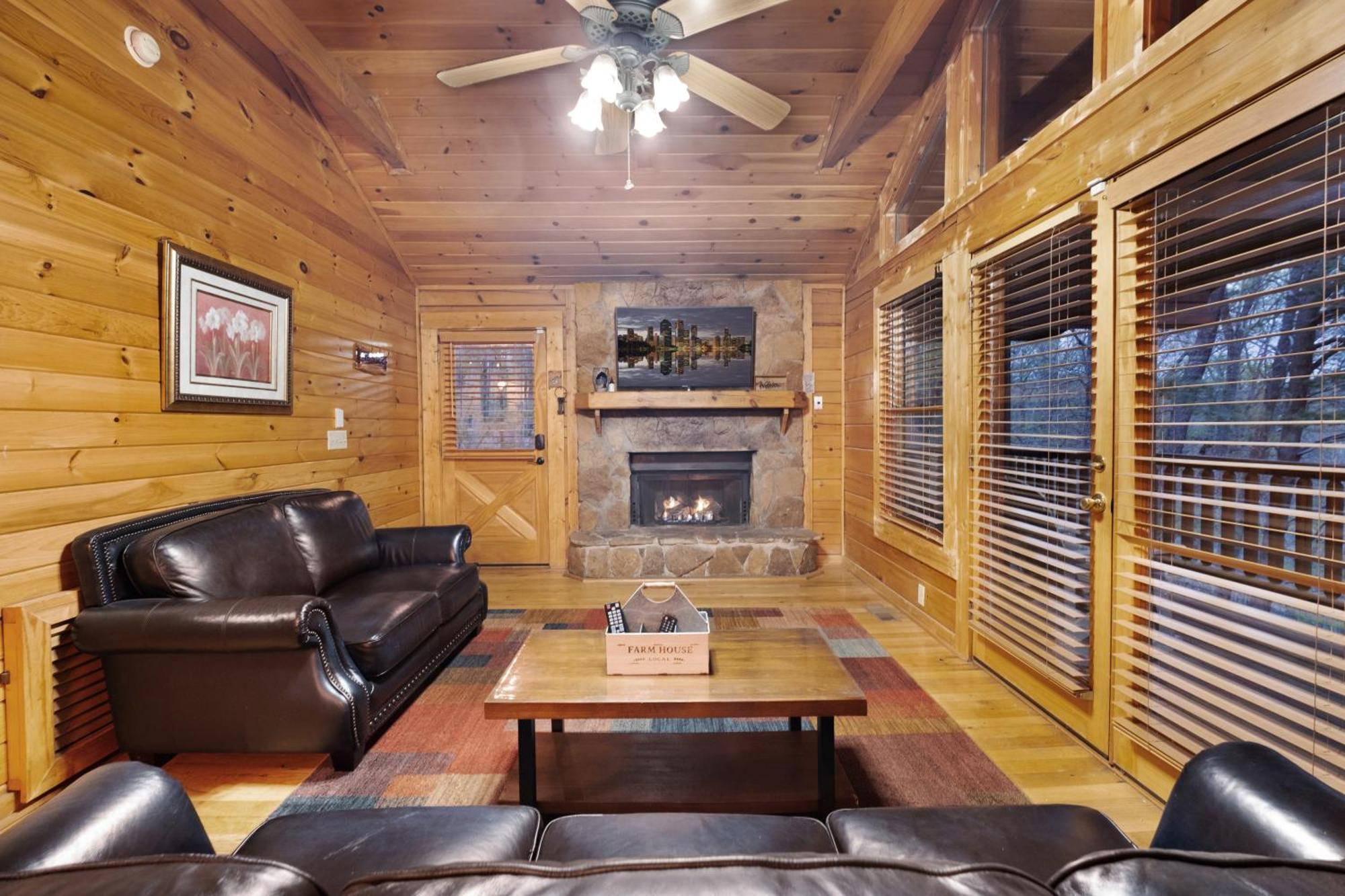 סביירוויל Private Smoky Mountain Luxury Log Home With 2 Fireplaces, Hot Tub & Community Pool מראה חיצוני תמונה